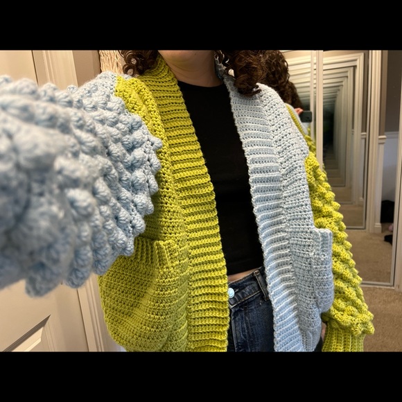 HANDMADE crochet cardigan - Picture 2 of 2
